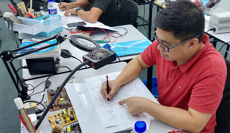 reading schematic diagram